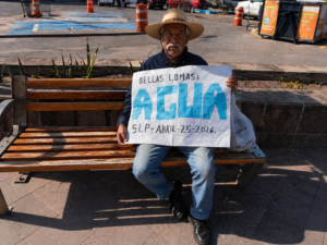 Enrique Galindo bajo presión por inconformidad social y falta de servicios básicos
