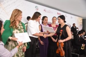 Ruth González destaca importancia de la música en formación de niñas y jóvenes